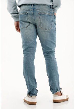 Tennis Jean Nudy Tiro Medio Con Roto Para Hombre