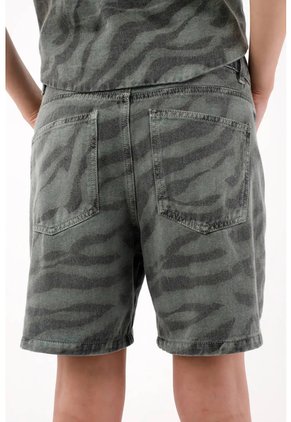 Tennis Bermuda Fit Relajado Con Estampado Cebra Verde Para Mujer