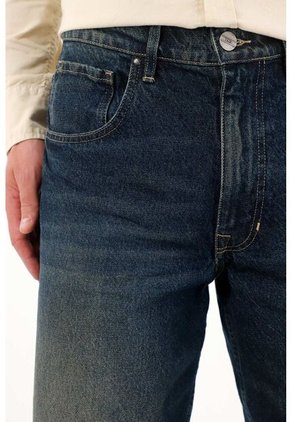 Tennis Jean Loose Con Roto Azul Oscuro Para Hombre