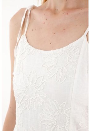 Vestido Largo De Tela Bordada Crudo Para Mujer