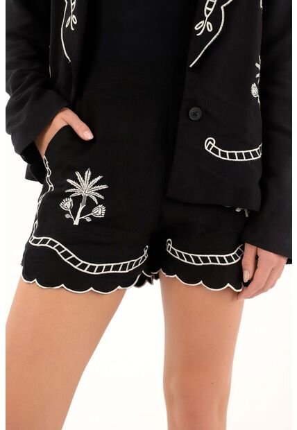 Tennis Bermuda Corta Negra Con Bordados Para Mujer