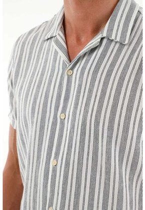 Camisa Tipo Bowling Manga Corta Crudo Para Hombre