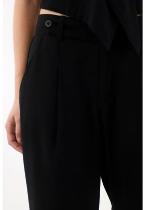 Tennis Pantalón De Tela Fluida Semi Ajustada Negro Para Mujer