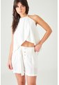 Tennis Bermuda Tradicional Con Botonadura Frontal Blanca Para Mujer de Tennis