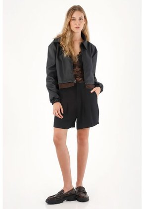 Tennis Short Tipo Sastre Negro Para Mujer