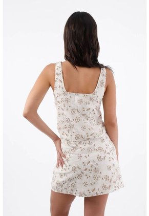 Tennis Falda Corta Para Mujer En Marfil Fit Evasé Con Calado Floral
