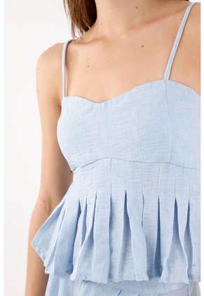 Tennis Camisa Corto Fit Relajado Con Doble Volante En Azul Cielo Para Mujer