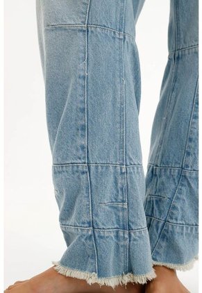 Tennis Jean Azul Con Ruedo Desflecado Para Mujer