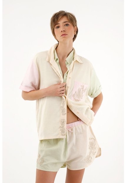 Tennis Camisa Multicolor Con Detalles Bordados Para Mujer