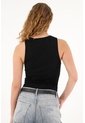 Tennis Camiseta Negra Con Detalle Entorchado Para Mujer de Tennis