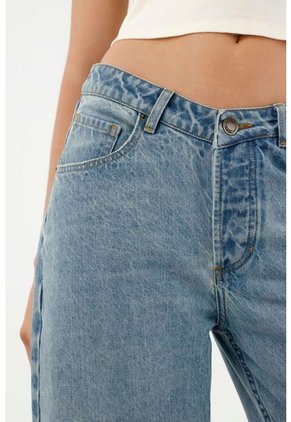 Tennis Jean Recto Con Pretina En V Azul Para Mujer