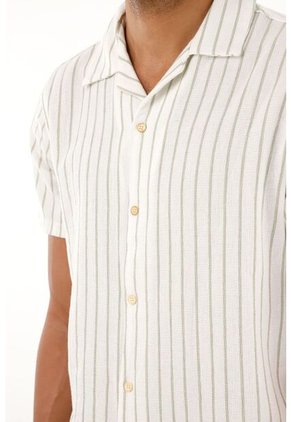 Camisa Con Diseño A Rayas Verde Para Hombre