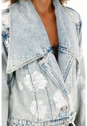 Chaqueta Crop Con Estampados Y Apliques Para Mujer