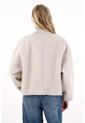 Tennis Buzo Con Textura Crudo Para Mujer