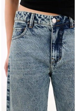 Tennis Jean Slouchy Tono Medio Azul Para Mujer