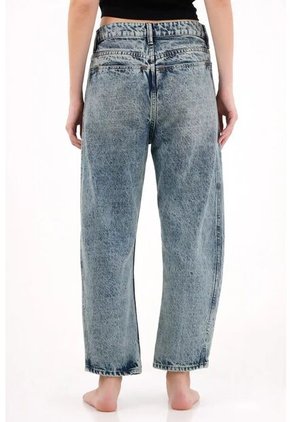 Tennis Jean Slouchy Tono Medio Azul Para Mujer