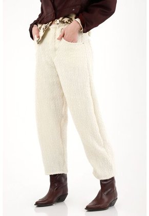 Tennis Jean Horseshoe Con Detalles Desflecados Crudo Para Mujer