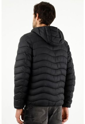 Chaqueta Negra Con Capucha Para Hombre
