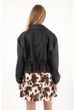 Tennis Chaqueta Corta Con Efecto Cuero Negra Para Mujer