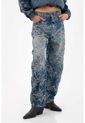 Tennis Jean Relax Fit Con Estampado Floral En Denim Para Mujer