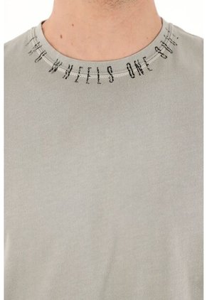 Tennis Camiseta Gris Con Estampado En Cuello Para Hombre