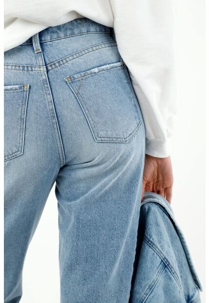 Jean De Mujer, Silueta Mom Fit De Bota Recta, Tiro Alto, Tono Claro
