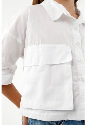 Camisa Blanca Con Cuello Clásico Para Niña