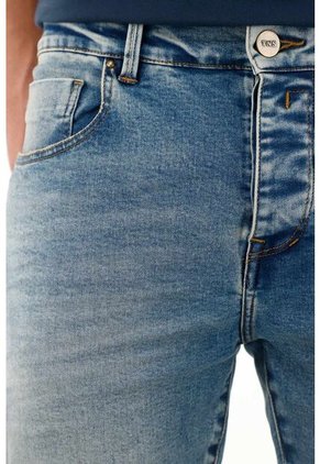 Tennis Jean Azul Super Skinny  Con Arrugas 3D Para Hombre