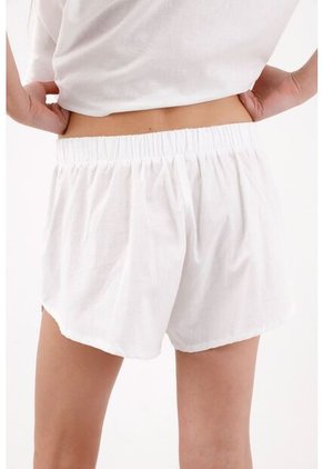Tennis Bermuda Tradicional Con Borde Calado Floral En Algodón Blanco Para Mujer