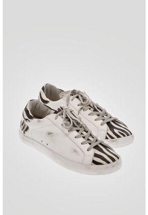 Tenis De Mujer Marca Tennis, De Cuero Y Fondo Entero