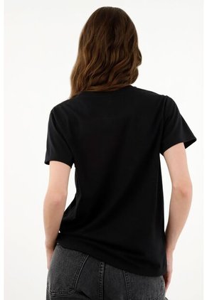 Camiseta Negra Estampada Para Mujer