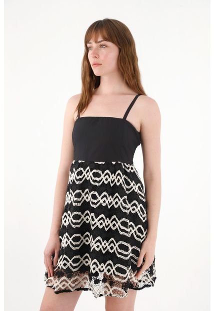 Vestido Corto Con Volumen Y Falda Tejida Negro Para Mujer