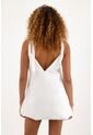 Tennis Vestido Corto Con Tela Bordada En Delantero Crudo Para Mujer de Tennis