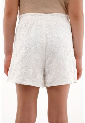 Bermuda Crudo En Ojalillo Para Niña