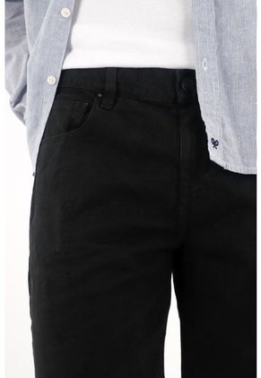 Tennis Bermuda En Dril Negra Para Hombre