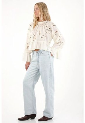 Tennis Camisa En Ojalillo Con Boleros Crudo Para Mujer