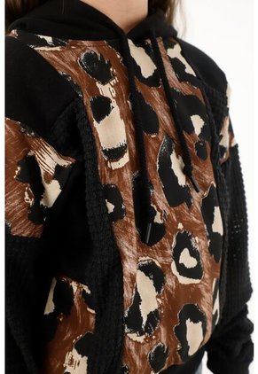 Buzo Hoodie Negro Con Estampado Animal Print Para Niña