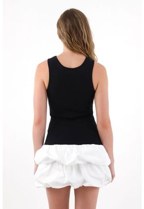 Tennis Vestido Corto Tipo Globo Negro Para Mujer