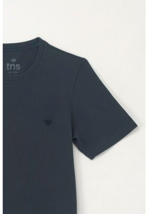 Camiseta Básica Con Raqueta Bordada Azul Para Niño