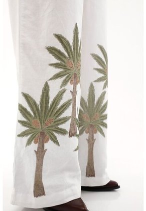 Tennis Pantalón Wide Leg Blanco Con Bordado En Bota Para Mujer