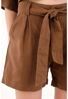 Tennis Short Con Bolsillos Y Cinturón Café Para Mujer