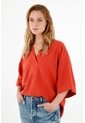 Camisa Roja Con Escote En V Para Mujer de Tennis