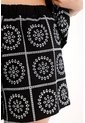 Tennis Short En Tela Bordada Tipo Ojalillo Negro Para Mujer de Tennis