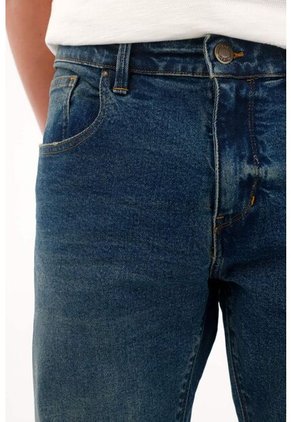 Tennis Jean Recto Tiro Medio Con Arrugas 3D Para Hombre