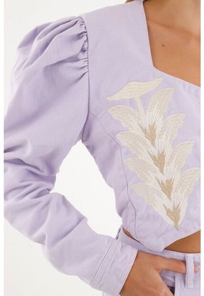 Chaqueta Morada Con Bordados Decorativos Para Mujer