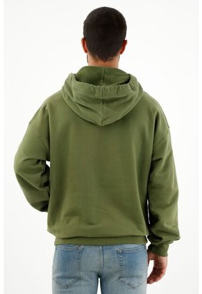 Buzo Verde Con Capucha Para Hombre