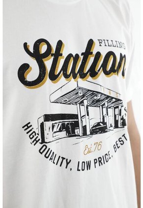 Camiseta Blanca Estampada Para Hombre