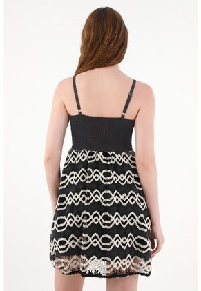 Tennis Vestido Corto Con Volumen Y Falda Tejida Negro Para Mujer