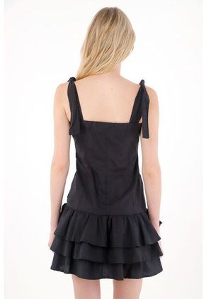 Tennis Vestido Corto Con Boleros Negro Para Mujer