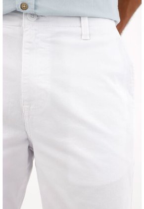 Tennis Bermuda Tipo Chino Blanca Para Hombre
